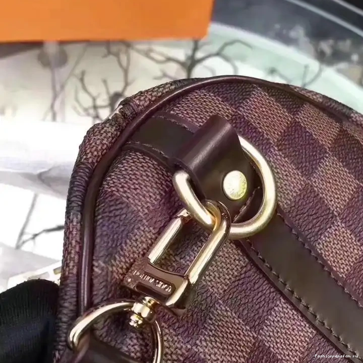 Fashionreps Bags 19T1L0627 LV 0803